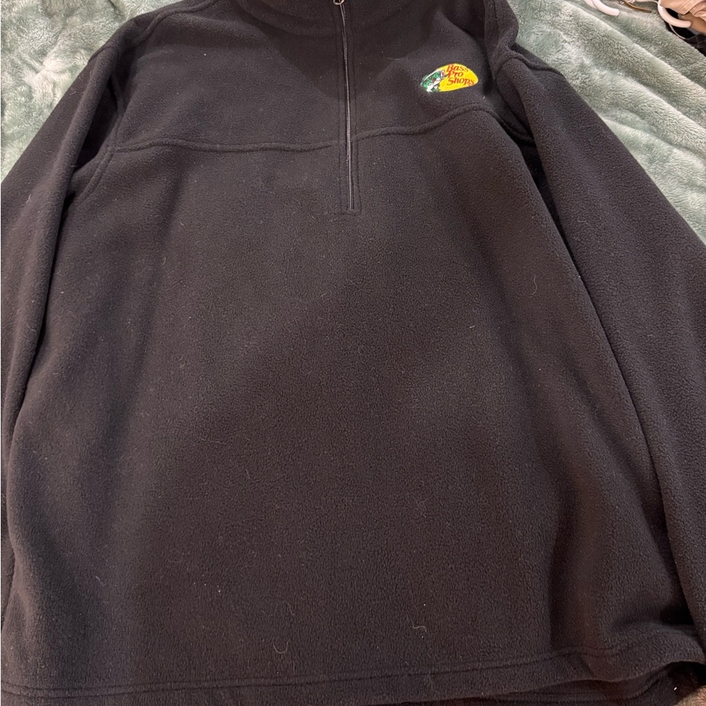 Bass Pro Shops Black Zip-Up Sweater